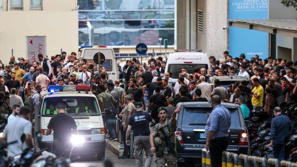 الانفجارات التي استهدفت جماعة حزب الله يوم الأربعاء أدت إلى مقتل 20 شخصا وإصابة العديد