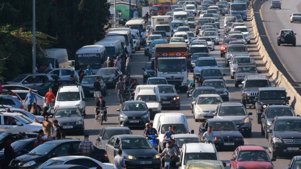 حركة نزوح كثيفة من جنوب لبنان حركة نزوح كثيفة من جنوب لبنان