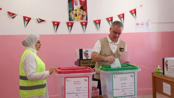 نسبة الاقتراع في الانتخابات النيابية لعام 2024 بلغت 32.25%