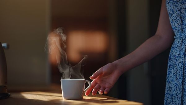 بمناسبة اليوم العالمي للقهوة: تعرفوا على فوائد شربها في الصباح!