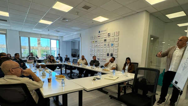 Oasis500 Hosts Fine Hygienic Holding’s Chief Commercial Officer, Nedal Zatari, in an Interactive Session 