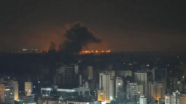 شن 12 غارة جوية على الضاحية الجنوبية للعاصمة بيروت، ليلا