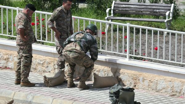 المتفجرات أُخفيت داخل أجهزة النداء بطريقة متقنة لضمان عدم اكتشافها حتى في حال فككها