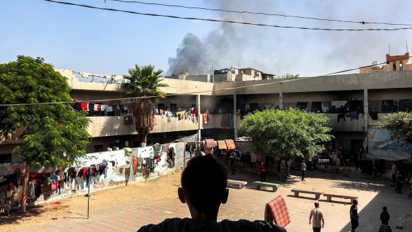 مدرسة تؤوي نازحين في مخيم جباليا شمال غزة