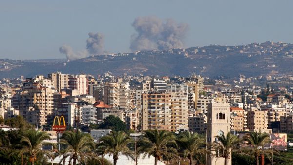غارات وقصف عنيف على بلدات جنوب لبنان