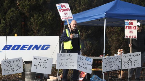 Boeing cuts 10% of workforce amid financial and operational challenges