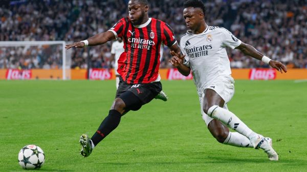 المدير السابق لريال مدريد ينتقد أنشيلوتي ولاعبي الفريق بعد الهزيمة أمام ميلان