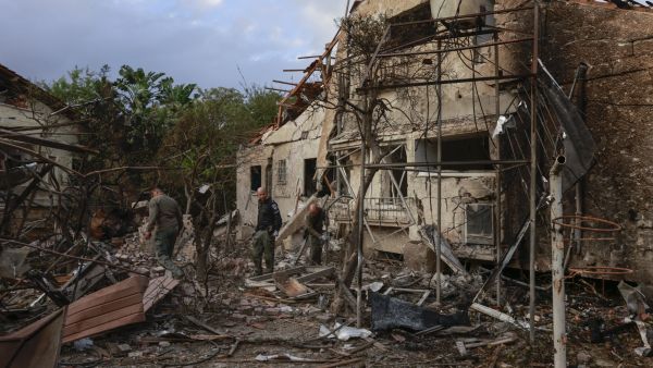 Hezbollah strikes on Rinatya village
