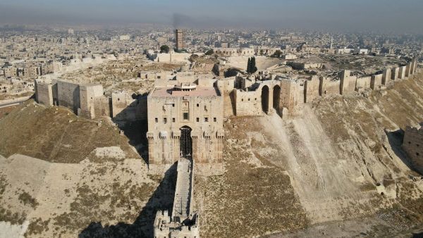Russian airstrikes help Syrian opposition gain ground in Aleppo