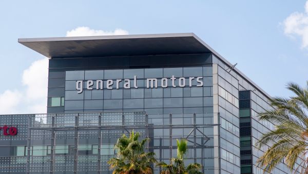 GM lays off 1000 employees in the US (Shutterstock) GM lays off 1000 employees in the US