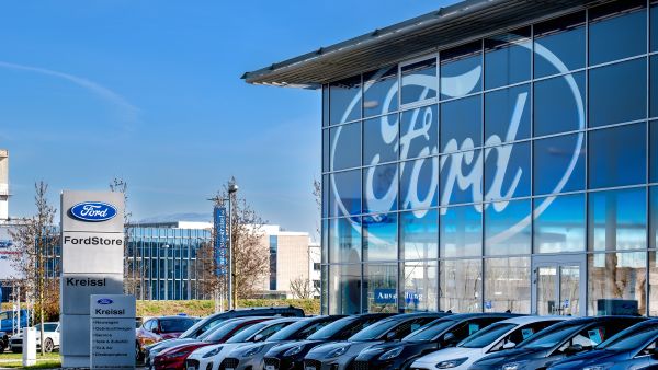 Ford to cut 4,000 jobs across Europe amid financial losses (Shutterstock) Ford