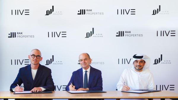 سيضم المشروع أيضًا مطعمًا يقدم خدماته على مدار اليوم ليخدم للسكان سيضم المشروع أيضًا مطعمًا يقدم خدماته على مدار اليوم ليخدم للسكان