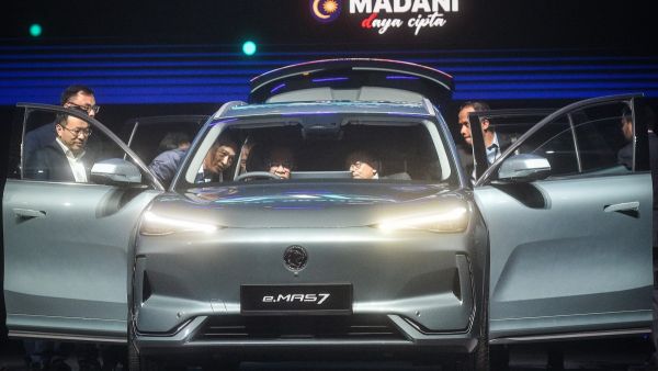 Malaysia’s first locally made EV debuts with competitive pricing