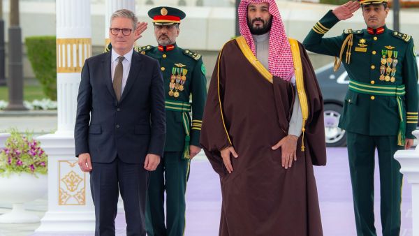 UK Prime Minister meets Saudi Crown Prince in Riyadh