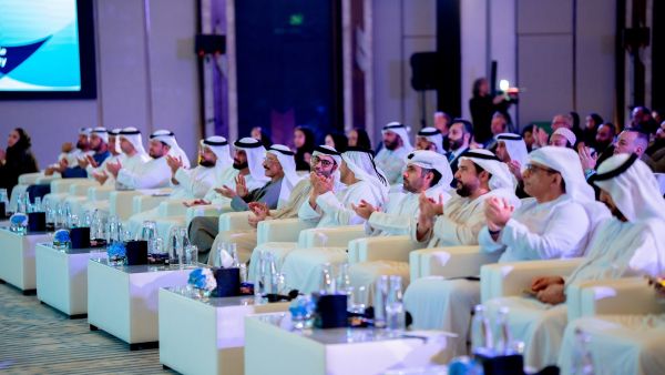 خلال الحدث جمارك دبي توقع مذكرة تفاهم مع "دبي للتحكيم الدولي" لتحفيز نمو قطاع الخدمات اللوجستية بما يواكب أجندة دبي الاقتصادية