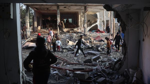 Booby-trapped house explodes on Israeli forces in Jabalia, causing heavy casualties