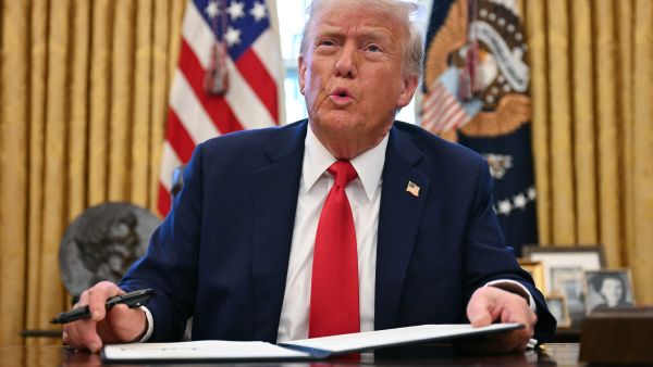 Trump reinstates ‘maximum pressure’ policy on Iran