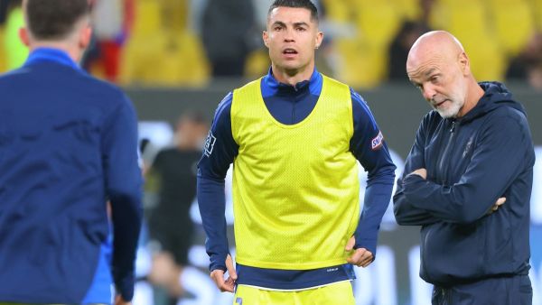 النصر ورونالدو يتفقان على تجديد العقد