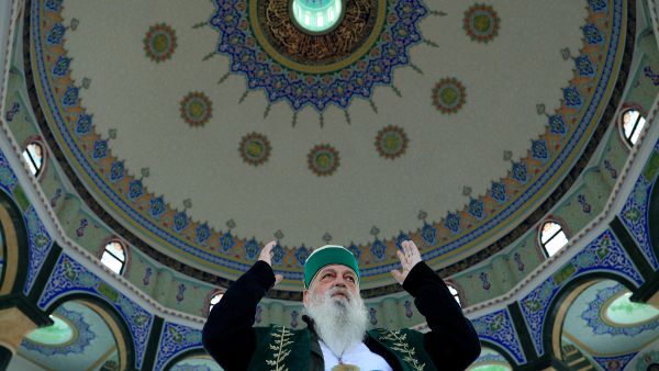Bektashi wants to create Vatican for Muslims