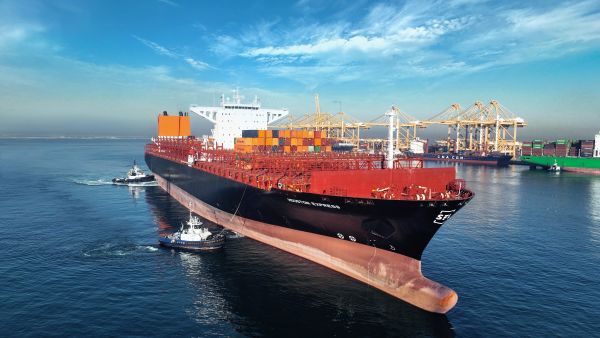 Jebel Ali port welcomes historic first call of new Gemini service