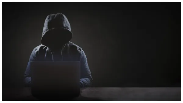 الأمن العراقي يفكك عصابة إلكترونية خططت لعملية احتيال كبرى في الأنبار, المصدر shutterstock