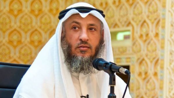 انتقادات لاذعة تطال الداعية "الخميس" بعد تصريحاته ضد "حماس"