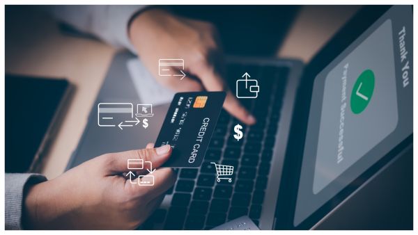 نظام الفوترة الوطني الإلكتروني يدخل حيز التنفيذ اعتبارًا من الأول من نيسان 2025,المصدر shutterstock