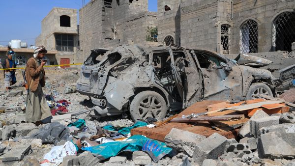 US airstrikes kill and wound civilians in Yemen’s Hodeida as campaign intensifies