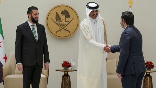 Historic Iraqi-Syrian summit in Doha marks new chapter after Assad’s fall