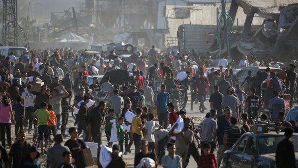 Israeli strikes kill 79, wound 163 in Gaza in single day