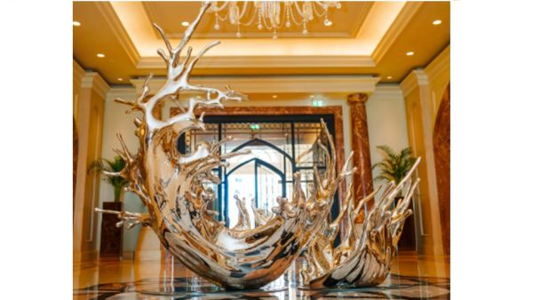 During the event Sculpting a Story of Time: Four Seasons Hotel Doha Collaborated with Artist Dan Pearce to Create Signature Piece for 20-Year Milestone