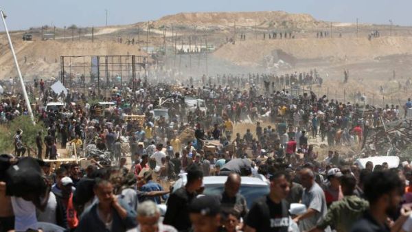 استشهاد فلسطينيين عند مراكز توزيع المساعدات 