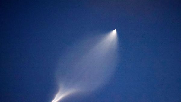 Iran state TV hacked mid-broadcast as Iran launches heaviest missile 