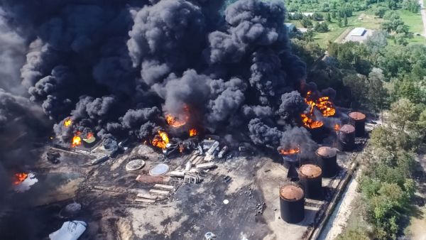 Massive fire destroys five factories in Malaysia, oil spill suspected