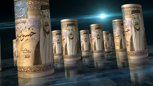 ما علاقة الدينار الأردني بأزمة تراكم الشيكل في المصارف الفلسطينية؟