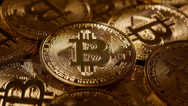 أسعار العملات المشفرة مقابل الدولار اليوم الخميس 5 يونيو 2025