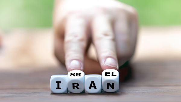 شرطاً إيراني لوقف الهجمات على إسرائيل