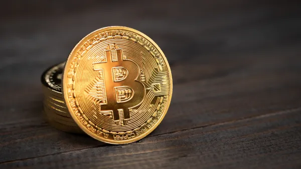 أسعار العملات المشفرة مقابل الدولار اليوم الأحد 22 يونيو 2025