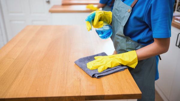 خطوات بسيطة لتقليل الغبار في المنزل