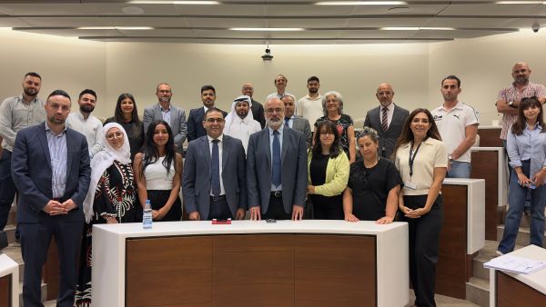 كلية سليمان العليان لإدارة الأعمال في الجامعة الأميركية في بيروت تنظّم ورشة عمل إقليمية لدعم الشركات الناشئة والابتكار المستدام في قطاع المنتجات الطبيعية