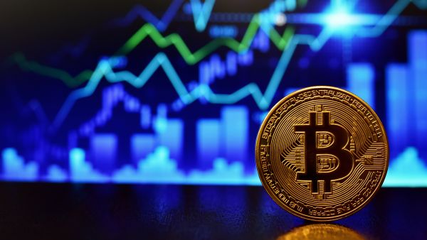 أسعار العملات المشفرة مقابل الدولار اليوم الأحد 3 أغسطس 2025