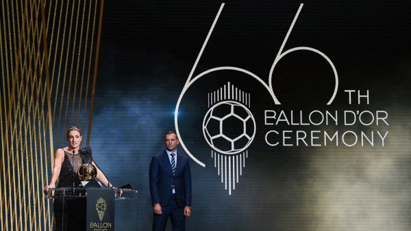 لاعبان من برشلونة يغيبان عن حفل الكرة الذهبية رغم ترشيحهما