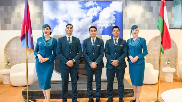 Oman Air Highlights Digital Innovation at COMEX 2025