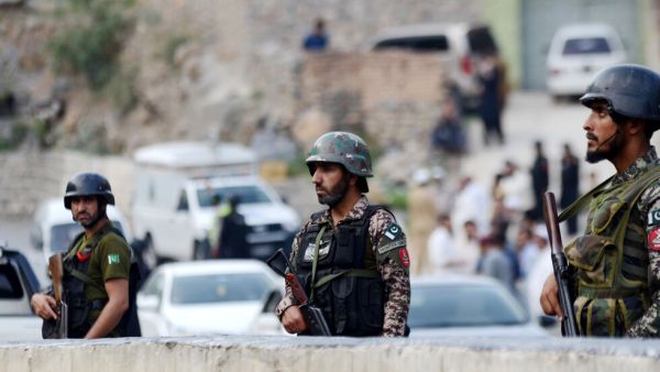 مقتل ضابط باكستاني