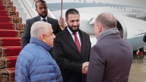  لحظة مرور موكب الرئيس السوري أحمد الشرع 