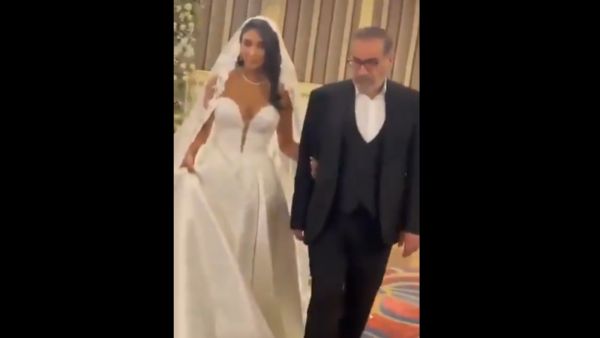 خاص وغير عادي: بعد قصف غرفة نومه..شمخاني يحتفل بزفاف ابنته 