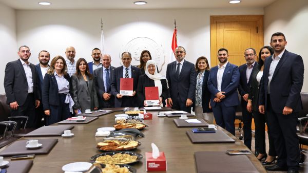 AUB and Hariri Foundation Sign MoU to Advance Sustainable Development, Evidence-Informed Policy, and Youth Empowerment