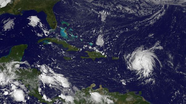 6.5-magnitude earthquake rattles Leeward Islands