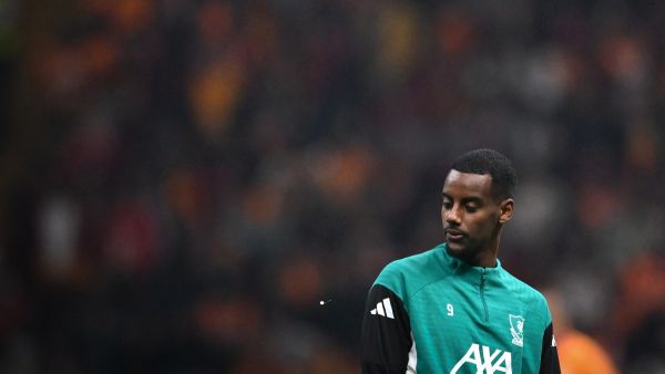 Shocking Alexander Isak Stat Sparks Concern After Liverpool’s Defeat to Galatasaray