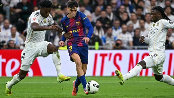 بيدري خارج حسابات فليك.. إصابة تبعد نجم برشلونة شهرًا كاملًا (Photo by JAVIER SORIANO / AFP) بيدري خارج حسابات فليك.. إصابة تبعد نجم برشلونة شهرًا كاملًا